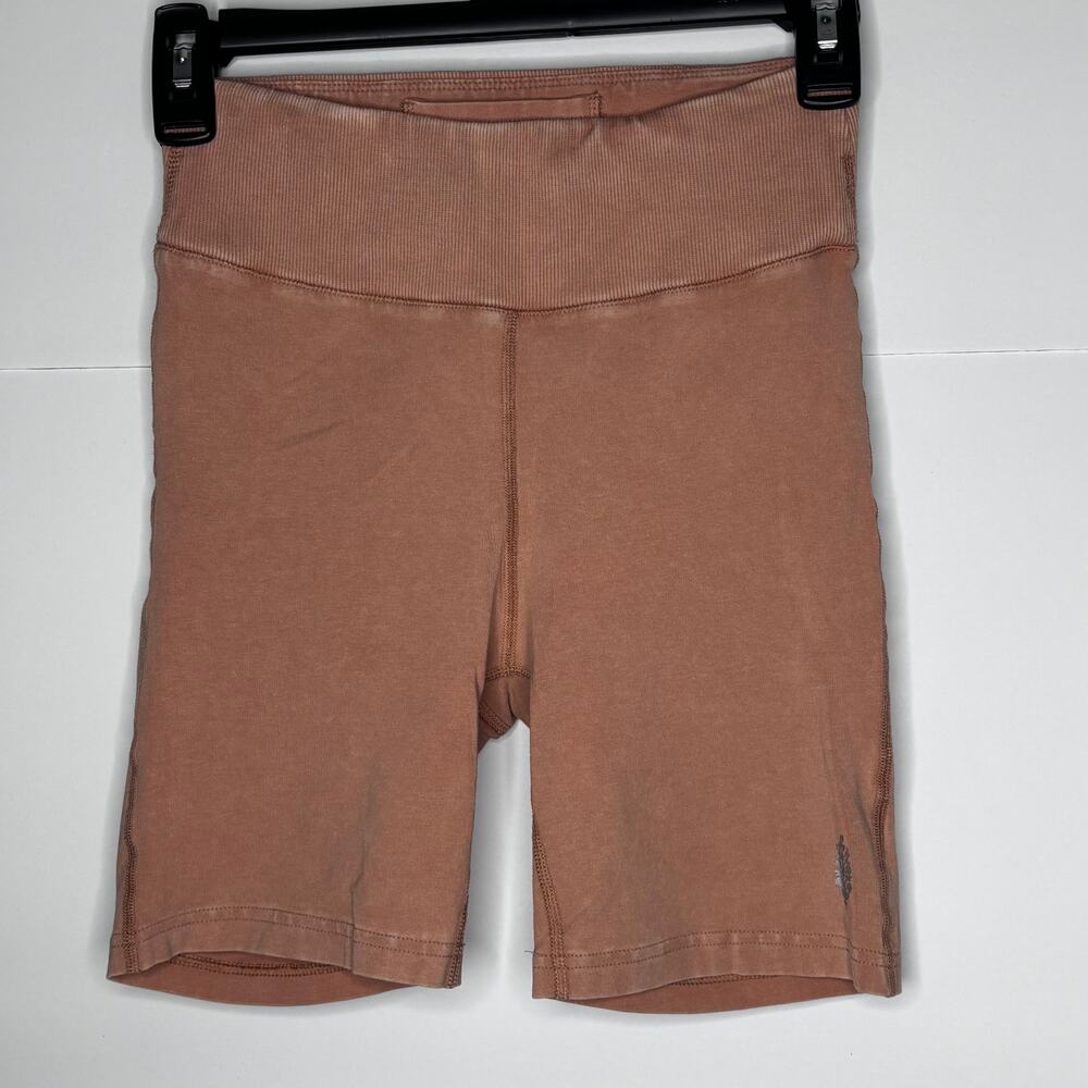 FREE PEOPLE BIKE SHORTS SIZE XS, PEACH‎ COLOR